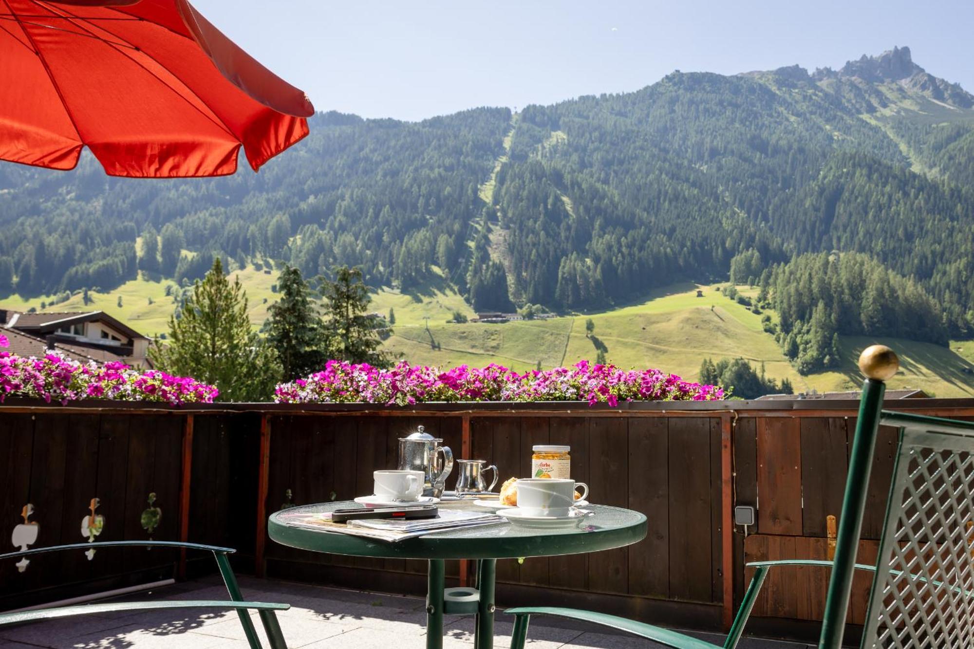 Pension Gulla - Ferienhaus Appartements B&B Neustift im Stubaital Exteriör bild